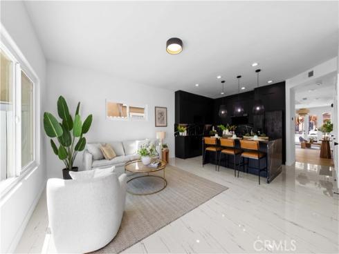 204  Lincoln Ave  , Huntington Beach, CA