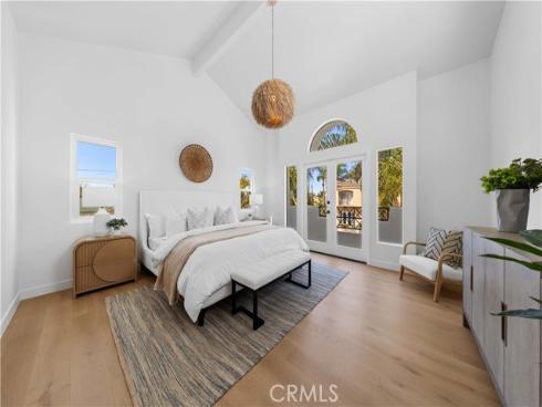 204  Lincoln Ave  , Huntington Beach, CA