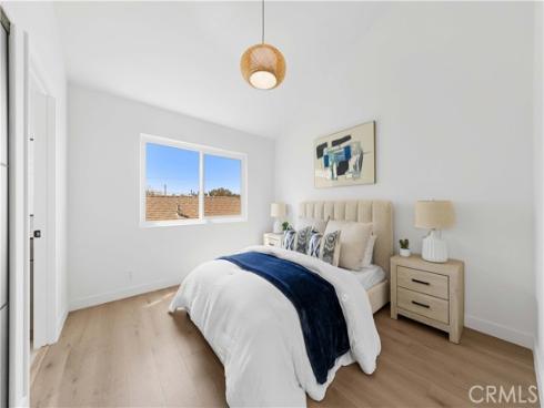 204  Lincoln Ave  , Huntington Beach, CA