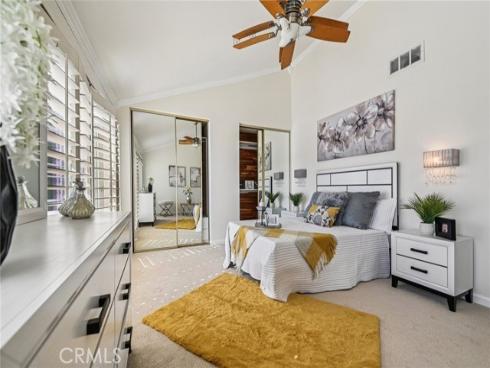 3592  Windspun  , Huntington Beach, CA