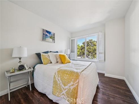 3592  Windspun  , Huntington Beach, CA