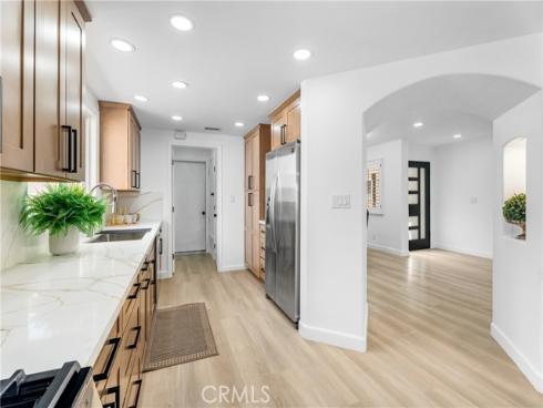 6821  Loyola   Drive, Huntington Beach, CA