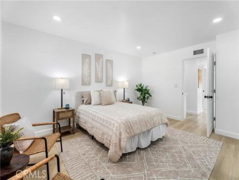 6821  Loyola   Drive, Huntington Beach, CA