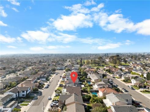 6821  Loyola   Drive, Huntington Beach, CA