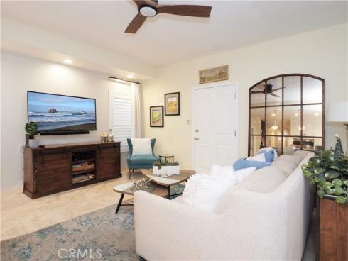 320  15th  , Huntington Beach, CA