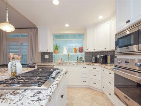 320  15th  , Huntington Beach, CA