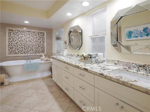 320  15th  , Huntington Beach, CA