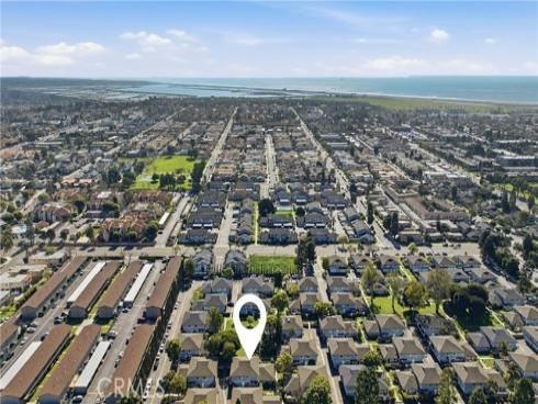 16395  Del Oro   Circle, Huntington Beach, CA