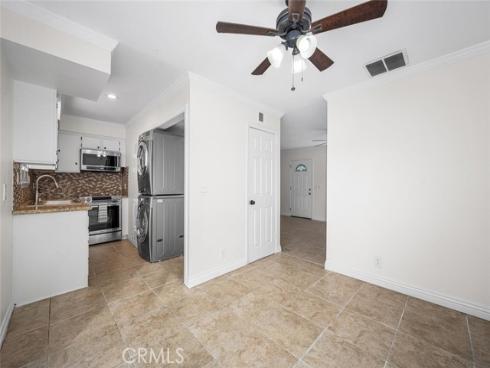 19880  Berkshire  , Huntington Beach, CA