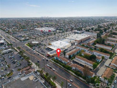 19880  Berkshire  , Huntington Beach, CA