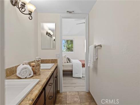 18706 Racquet Ln , Huntington Beach, CA