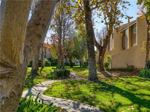 18706 Racquet Ln , Huntington Beach, CA