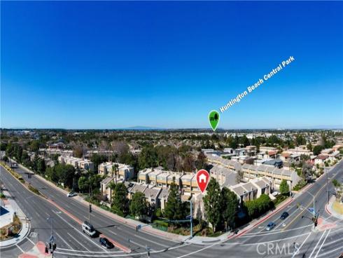 18706 Racquet Ln , Huntington Beach, CA