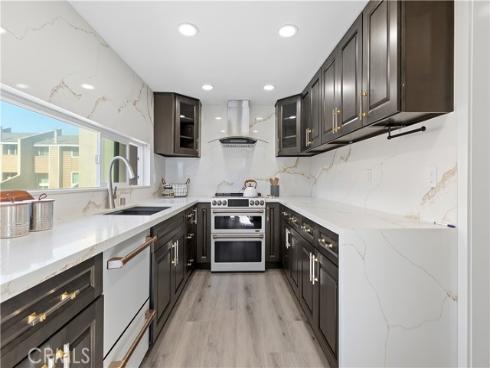 18706 Racquet Ln , Huntington Beach, CA