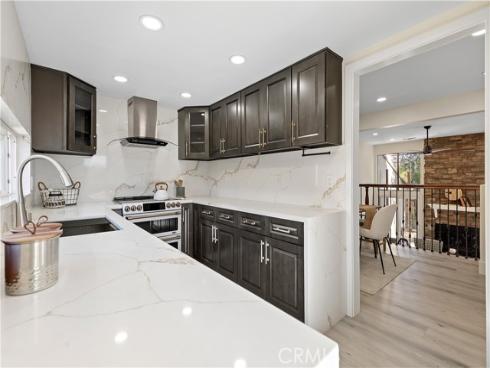 18706 Racquet Ln , Huntington Beach, CA