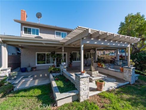 21891  Summerwind  , Huntington Beach, CA