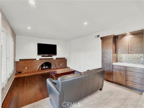 21891  Summerwind  , Huntington Beach, CA