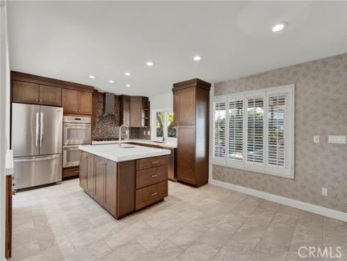 21891  Summerwind  , Huntington Beach, CA