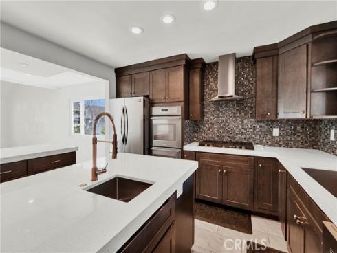 21891  Summerwind  , Huntington Beach, CA