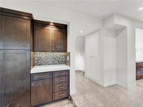 21891  Summerwind  , Huntington Beach, CA