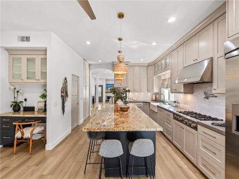 219  2nd   Street, Huntington Beach, CA