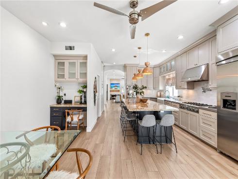 219  2nd   Street, Huntington Beach, CA