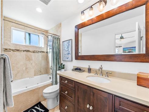 219  2nd   Street, Huntington Beach, CA