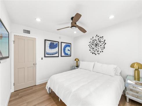 219  2nd   Street, Huntington Beach, CA