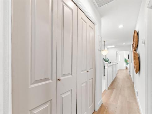 219  2nd   Street, Huntington Beach, CA