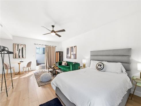 219  2nd   Street, Huntington Beach, CA