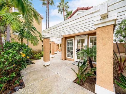 16912  Sims  103  Lane, Huntington Beach, CA