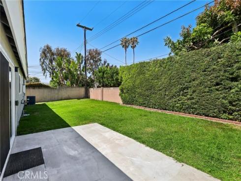 17191 Kampen Lane, Huntington Beach, CA