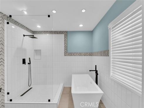 16276  Pacific  B  Circle, Huntington Beach, CA