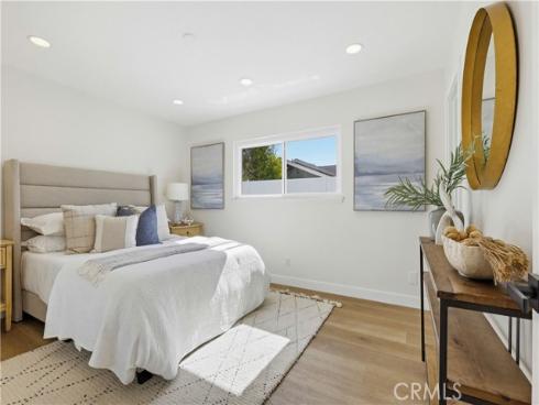 4652  Prelude  , Huntington Beach, CA