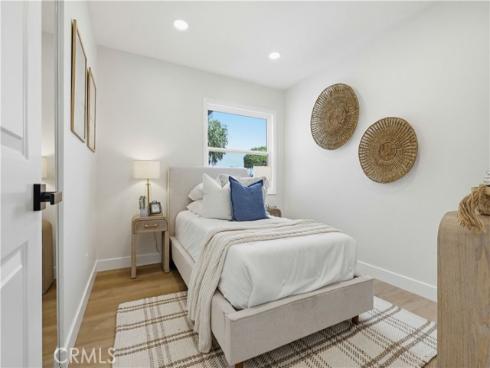 4652  Prelude  , Huntington Beach, CA