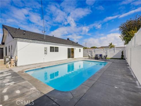 4652  Prelude  , Huntington Beach, CA