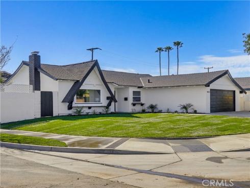 4652  Prelude  , Huntington Beach, CA