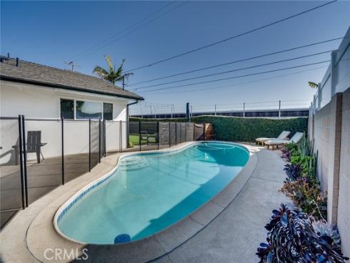 6172 Shields , Huntington Beach, CA