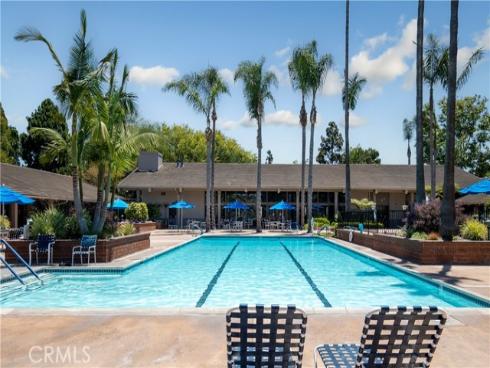 8815  Yuba  1101C  Circle, Huntington Beach, CA