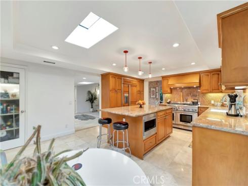 17164  Edgewater   Lane, Huntington Beach, CA