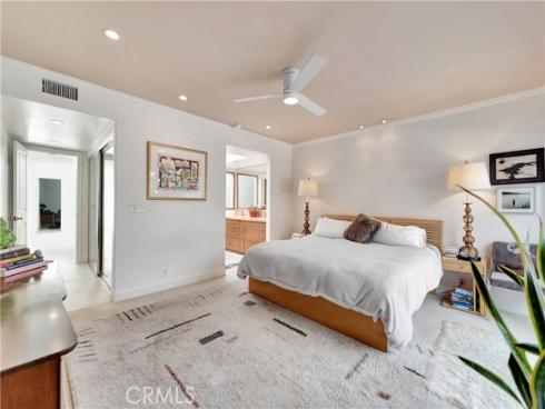 17164  Edgewater   Lane, Huntington Beach, CA