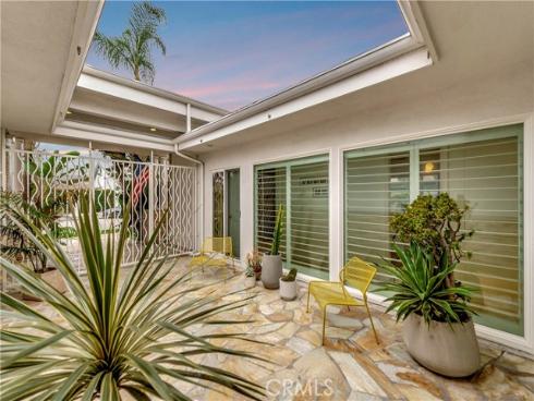 17164  Edgewater   Lane, Huntington Beach, CA