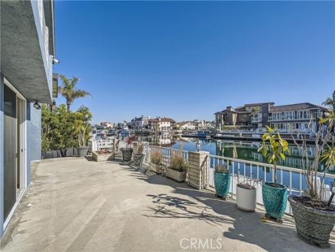 16802  Baruna  , Huntington Beach, CA