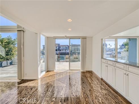 16802  Baruna  , Huntington Beach, CA