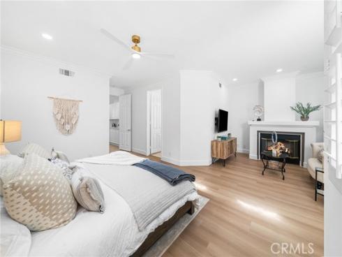 304  Goldenwest   Street, Huntington Beach, CA