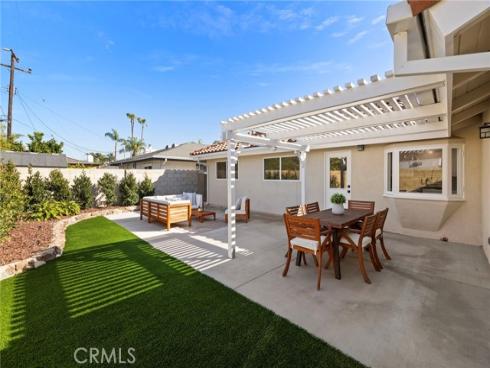 9351  Leilani  , Huntington Beach, CA