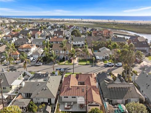 9351  Leilani  , Huntington Beach, CA