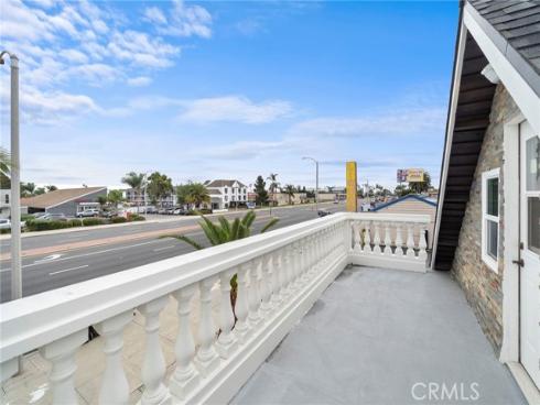 19321  Beach   Boulevard, Huntington Beach, CA