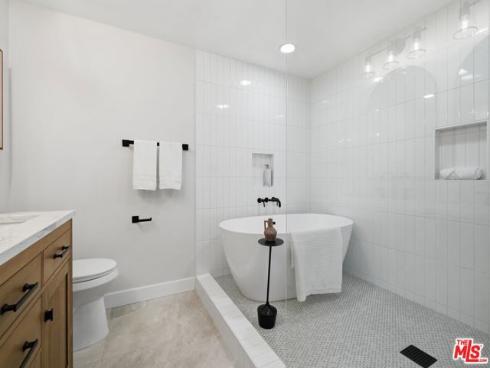 19891  Gloucester   Lane, Huntington Beach, CA