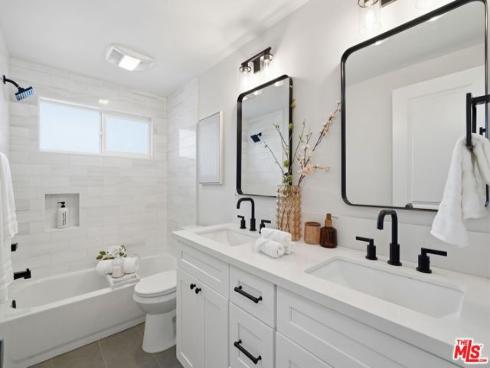 19891  Gloucester   Lane, Huntington Beach, CA